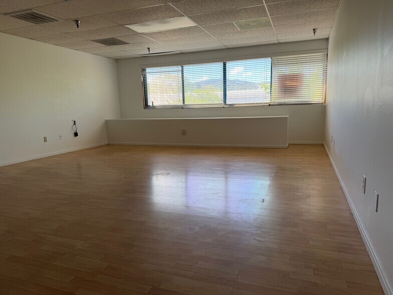74 Digital Dr, Novato, CA à vendre - Photo de l’immeuble – Image 2 sur 46