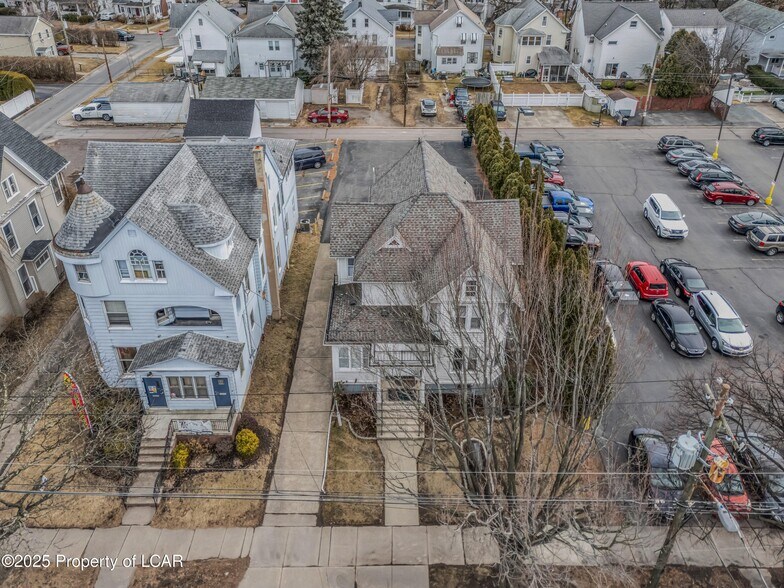 333 Wyoming Ave, Kingston, PA à vendre - Aérien – Image 2 sur 9