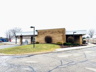 Plus de détails pour 5101 N Grand River Ave, Lansing, MI - Local commercial à vendre