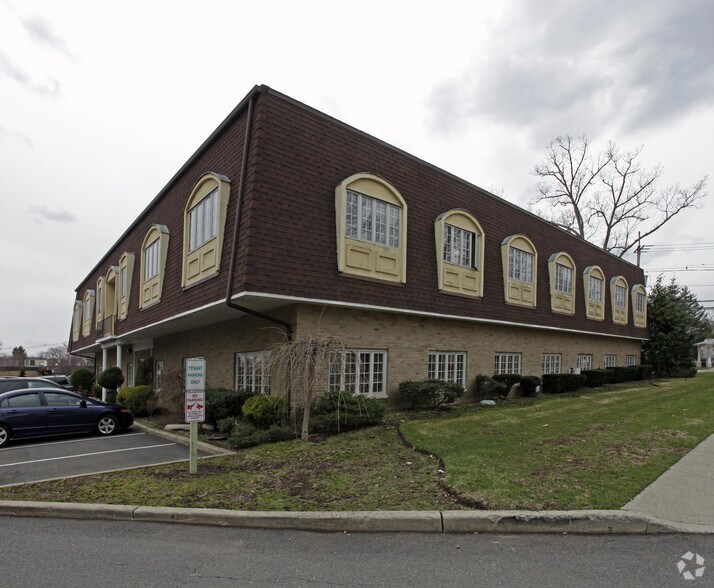 71 Franklin Tpke, Waldwick, NJ à louer - Photo de l’immeuble – Image 2 sur 6
