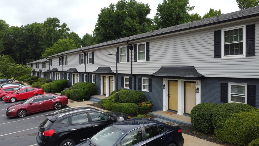 1127 Rutherford Rd, Greenville, SC à vendre - Photo de l’immeuble – Image 2 sur 33