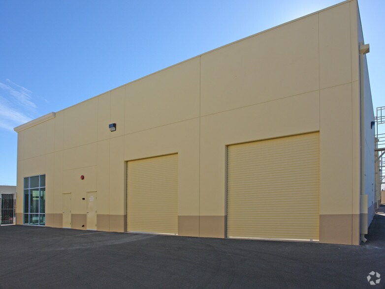 4013 Vista Park Ct, Sacramento, CA à vendre - Photo de l’immeuble – Image 3 sur 6