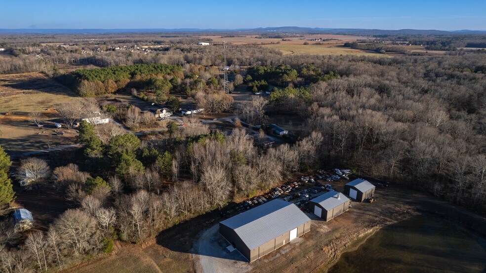 6594 Old Railroad Bed Rd, Toney, AL à louer - Photo de l’immeuble – Image 2 sur 25