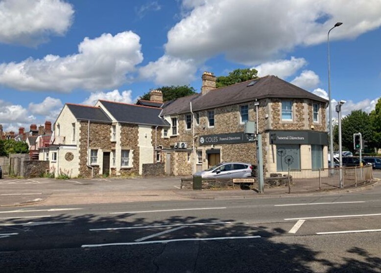 98 Cardiff Rd, Cardiff à vendre - Photo de l’immeuble – Image 3 sur 3