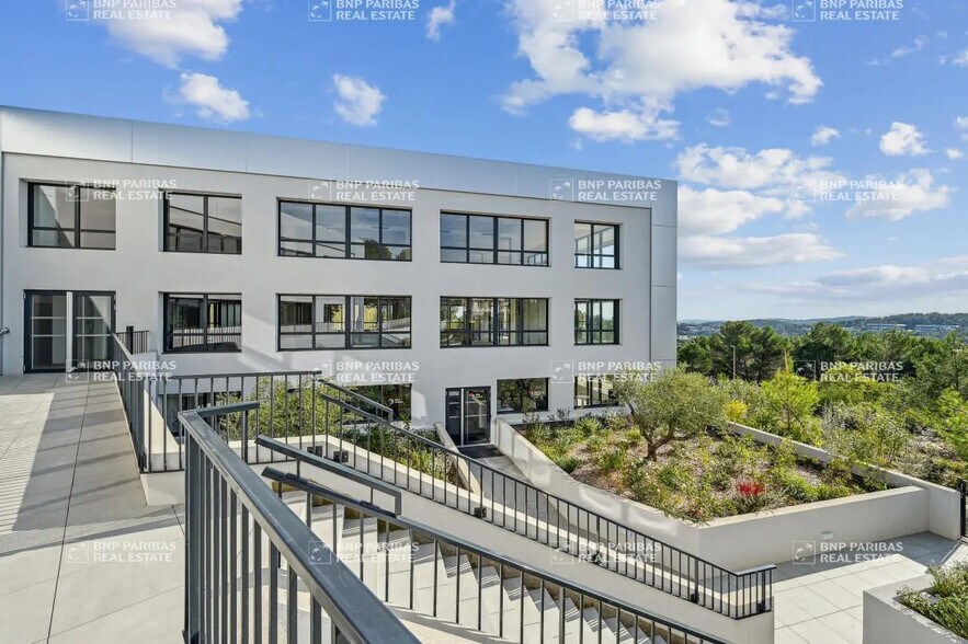 Bureau dans Valbonne à louer - Photo de l’immeuble – Image 3 sur 20
