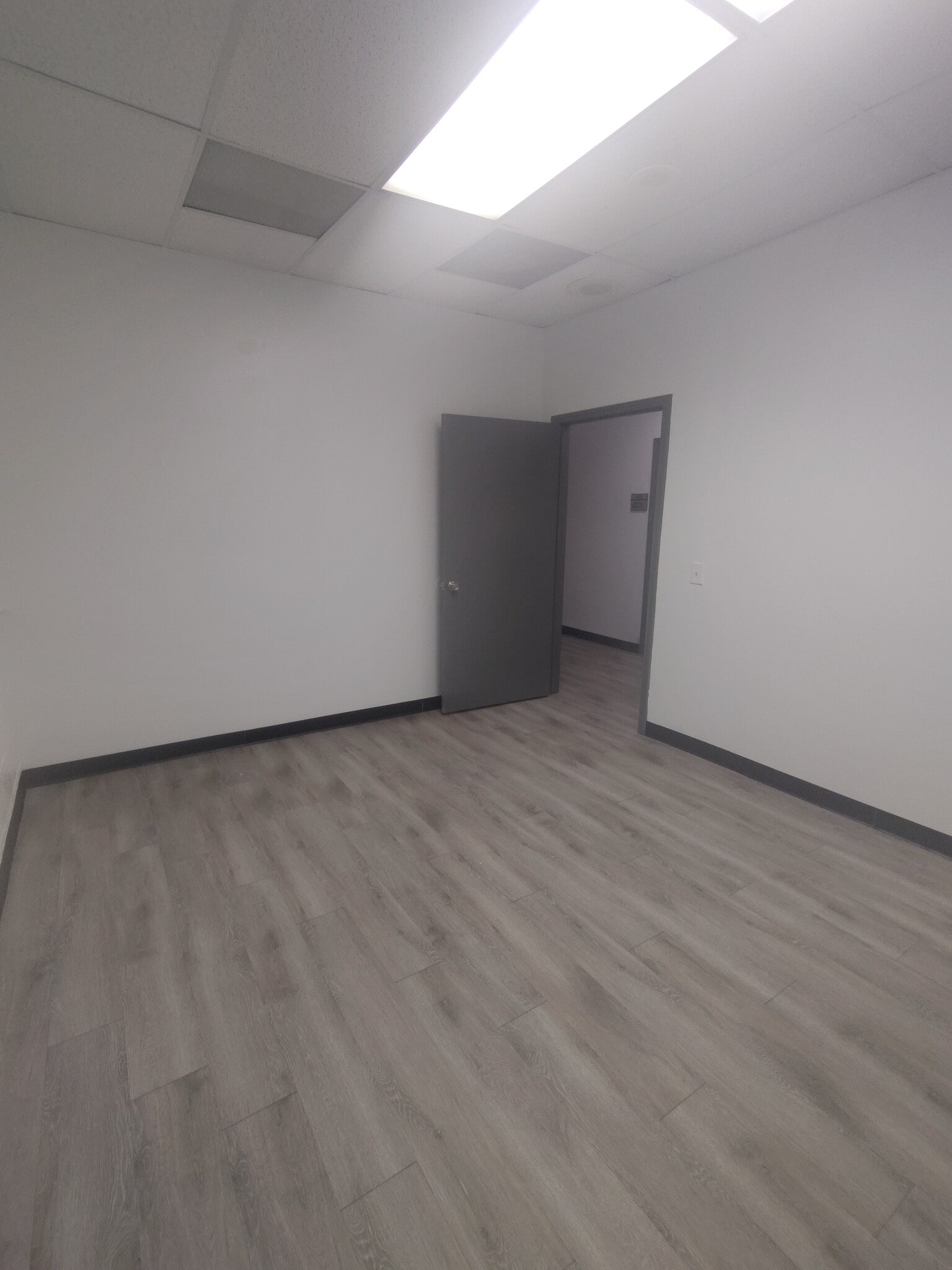3455 N Desert Dr, East Point, GA à louer Photo intérieure– Image 1 sur 3