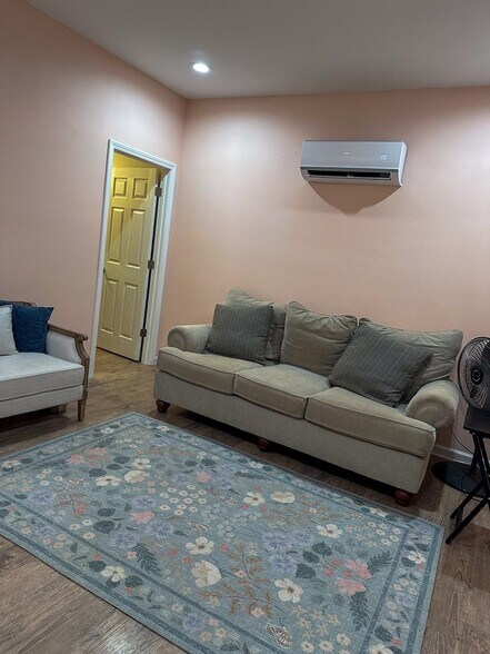 902 Pine Avenue Ave, Eufaula, AL à vendre - Hall d’entrée – Image 2 sur 18