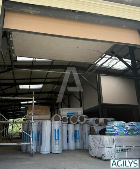 Local d’activités dans Morangis à louer - Photo intérieure – Image 2 sur 6