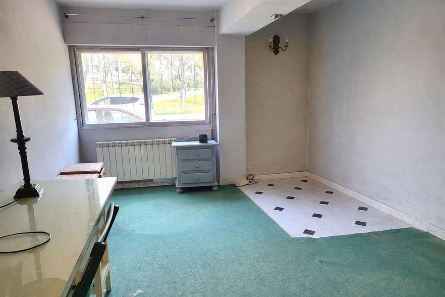 Immeuble residentiel dans Madrid, Madrid à vendre - Photo intérieure – Image 1 sur 6