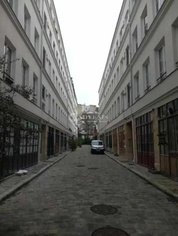 Bureau dans Paris à louer Photo de l’immeuble– Image 1 sur 6