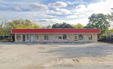 S 2162 S WW White Rd, San Antonio, TX à vendre Photo intérieure– Image 1 sur 47