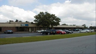 Plus de détails pour 8180 Main St, Williamsville, NY - Local commercial à louer
