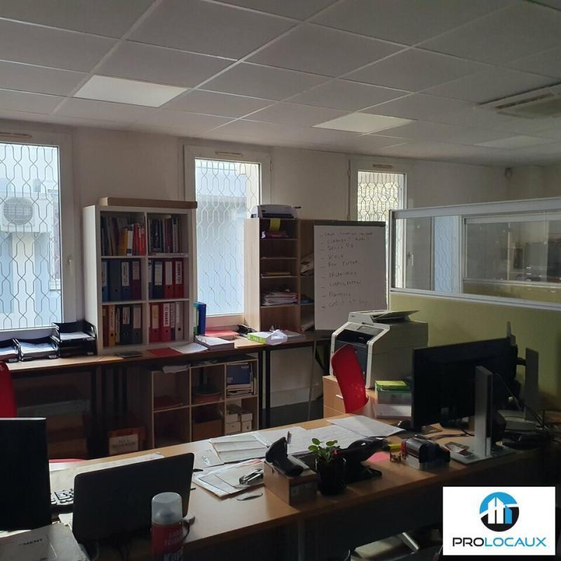 Bureau dans SAINT EGREVE à vendre Photo intérieure– Image 1 sur 7