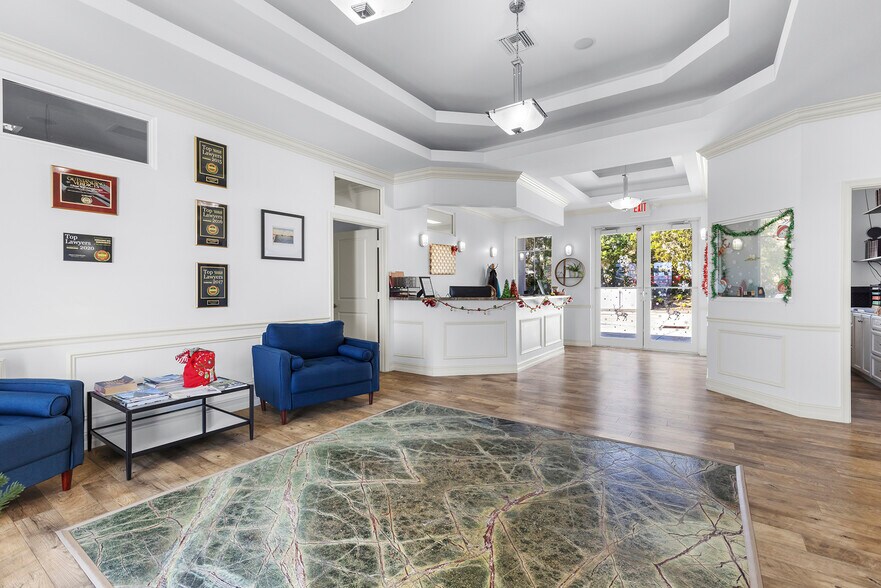 1001 N US Highway 1, Fort Pierce, FL à louer - Photo intérieure – Image 3 sur 16