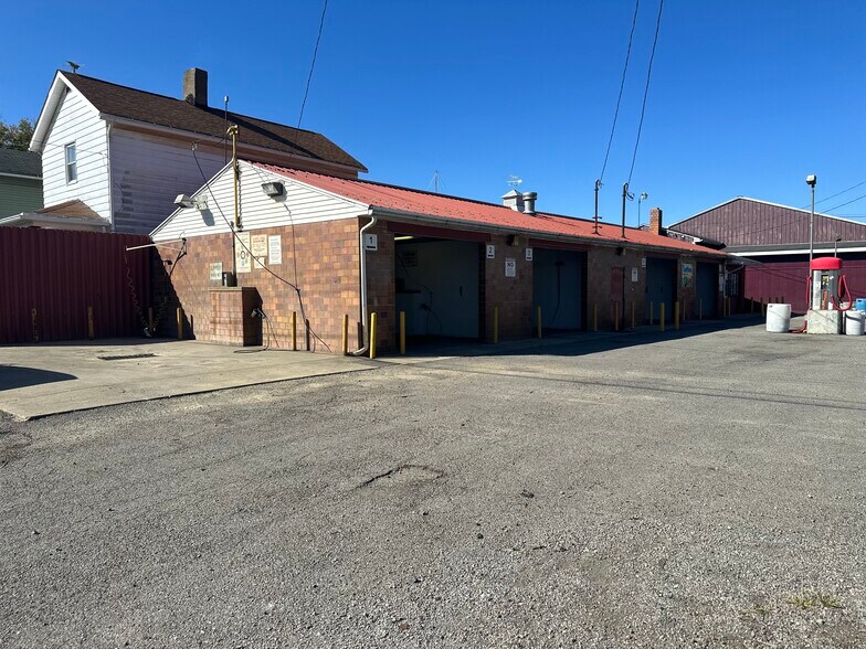 3220 33rd Rd, New Brighton, PA à vendre - Photo de l’immeuble – Image 2 sur 27