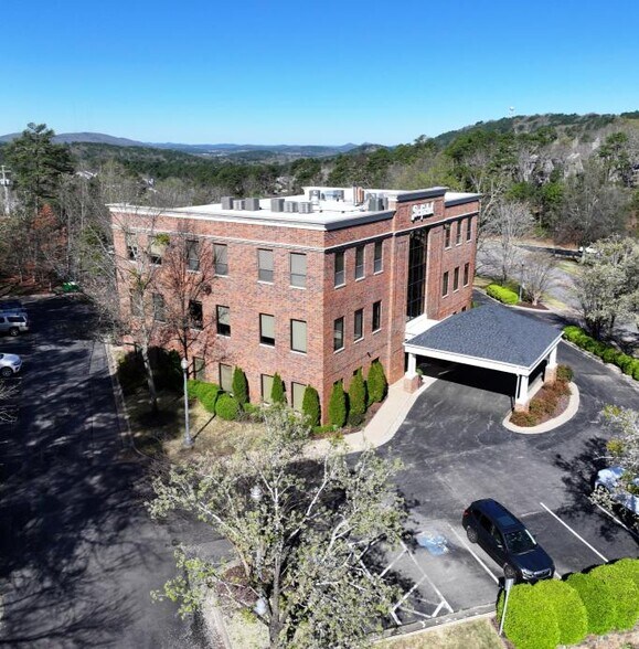 11601 Pleasant Ridge Rd, Little Rock, AR à louer - Photo de l’immeuble – Image 2 sur 2