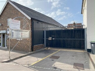 Plus de détails pour 92A Forest Rd, Loughton - Industriel/Logistique à louer