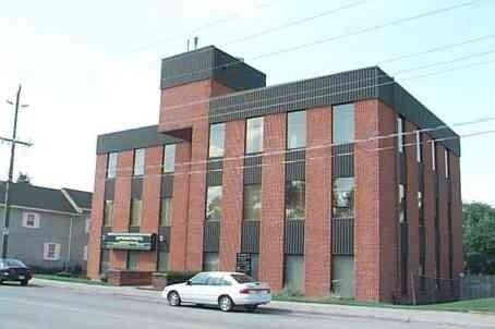 30 Prospect St, Newmarket, ON à louer - Photo de l’immeuble – Image 2 sur 2