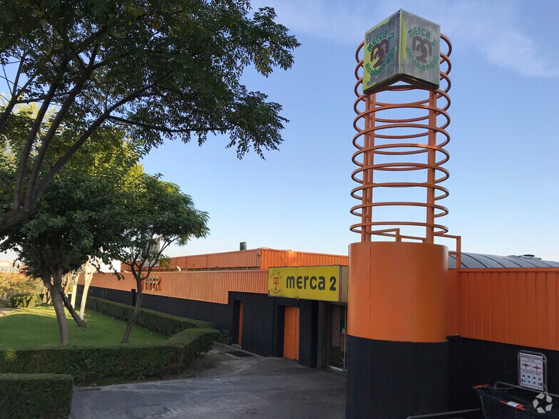 Avenida de España, 48, Alcobendas, Madrid à vendre - Photo de l’immeuble – Image 2 sur 2