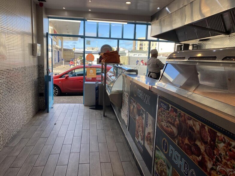 19 Carnegie Dr, Dunfermline à louer - Photo de l’immeuble – Image 3 sur 4