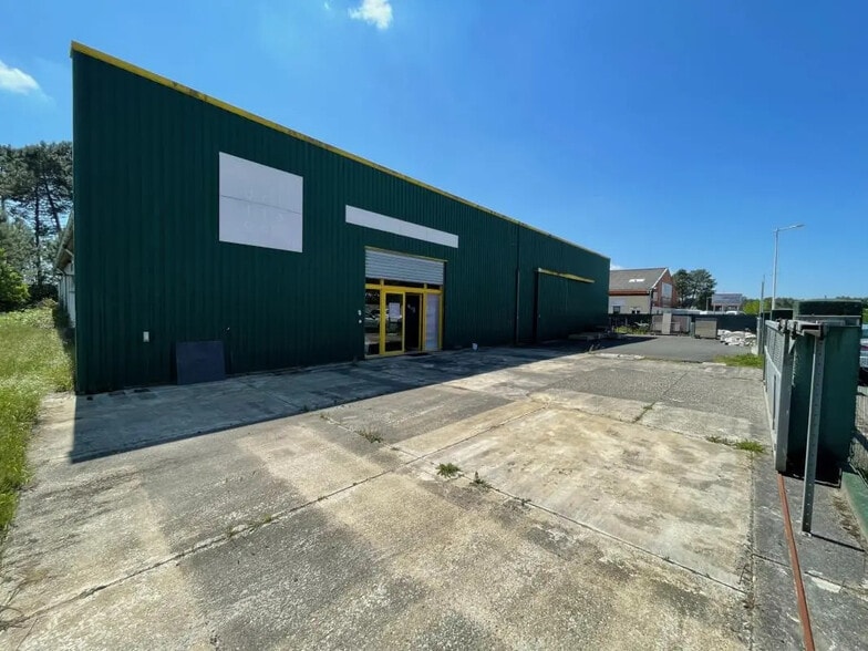 Industriel/Logistique dans Audenge à vendre - Photo de l’immeuble – Image 1 sur 8