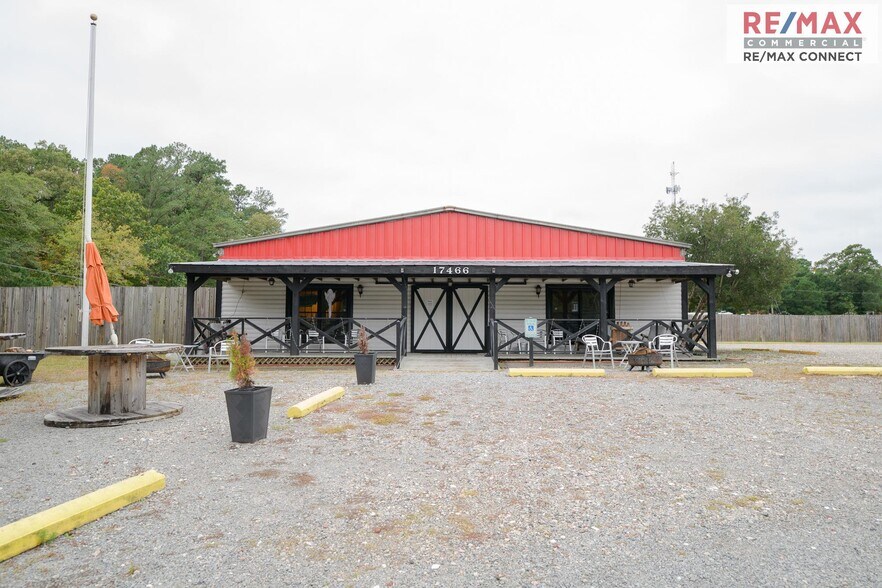 17466 Benns Church Blvd, Smithfield, VA à vendre - Photo de l’immeuble – Image 2 sur 45