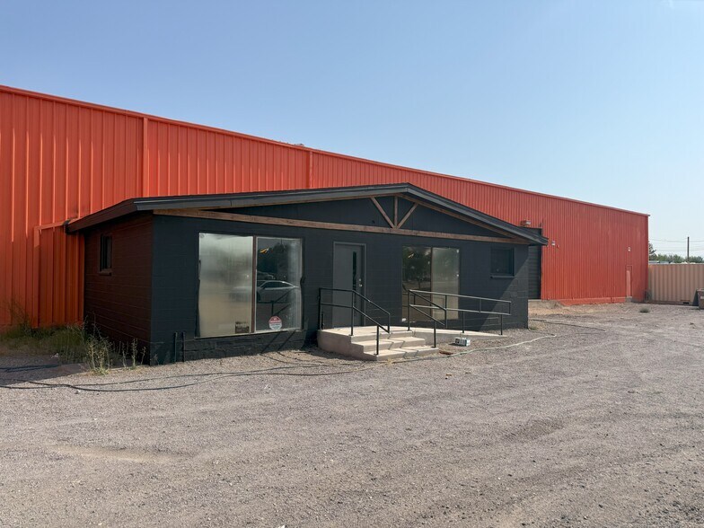 3200 W Picacho Ave, Las Cruces, NM à louer - Photo de l’immeuble – Image 2 sur 12