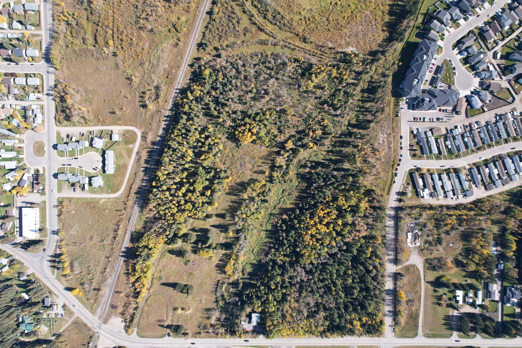 4911 62 St, Rocky Mountain House, AB à vendre Photo de l’immeuble– Image 1 sur 14
