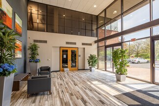 Plus de détails pour 15455 Conway Rd, Chesterfield, MO - Bureau à louer