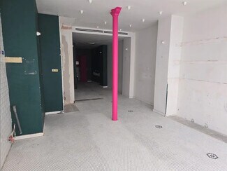 Plus de détails pour Local commercial à louer