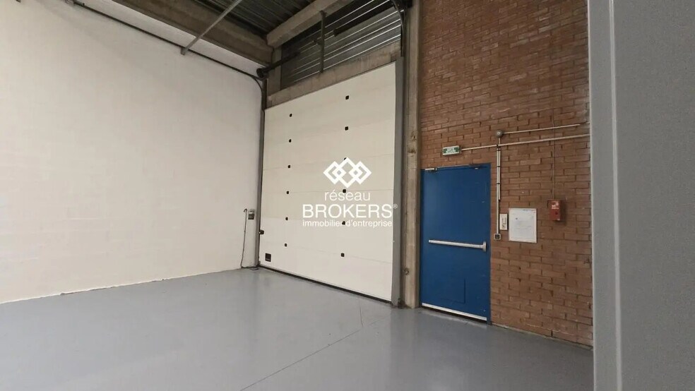 Industriel/Logistique dans Chambly à louer - Photo de l’immeuble – Image 2 sur 7