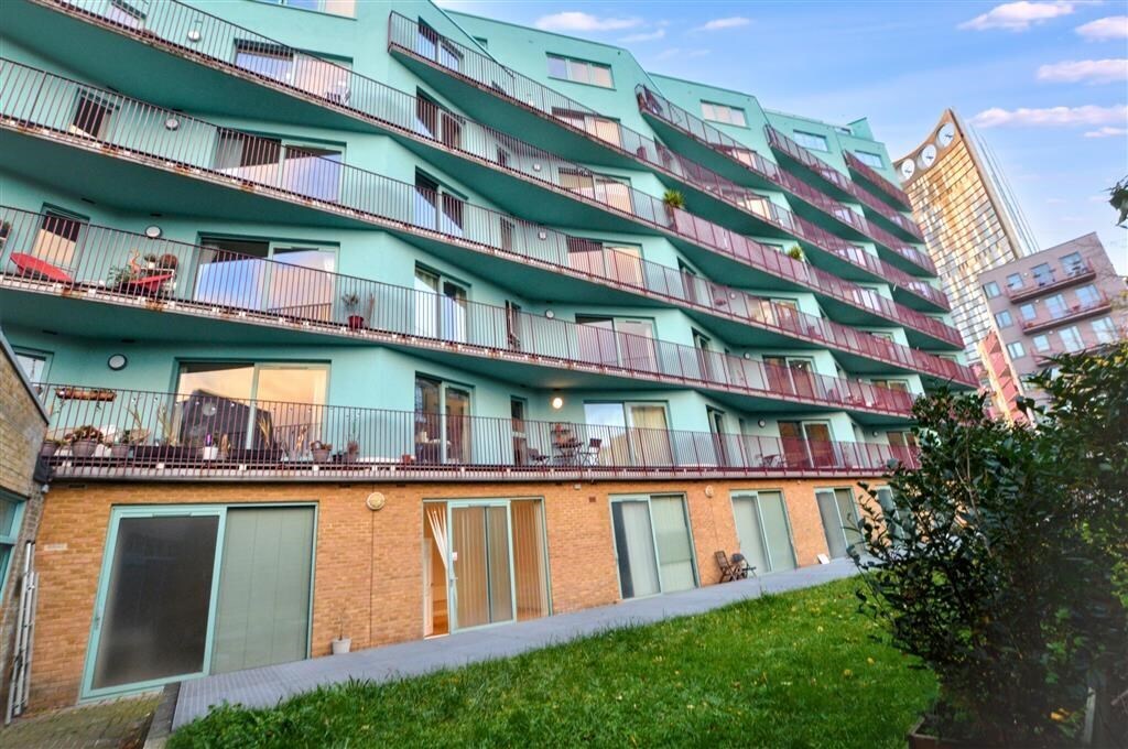 Steedman St, Londres à vendre Photo principale– Image 1 sur 10