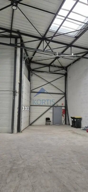 Local d'activités dans Saint-Priest à vendre Photo intérieure– Image 1 sur 10