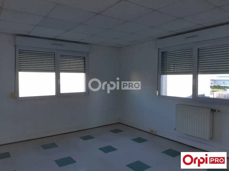 Bureau dans Valence à louer - Photo intérieure – Image 2 sur 7
