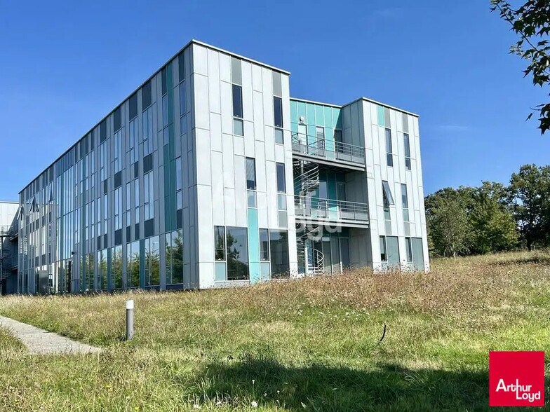 Bureau dans Vern-sur-Seiche à louer - Photo de l’immeuble – Image 1 sur 6
