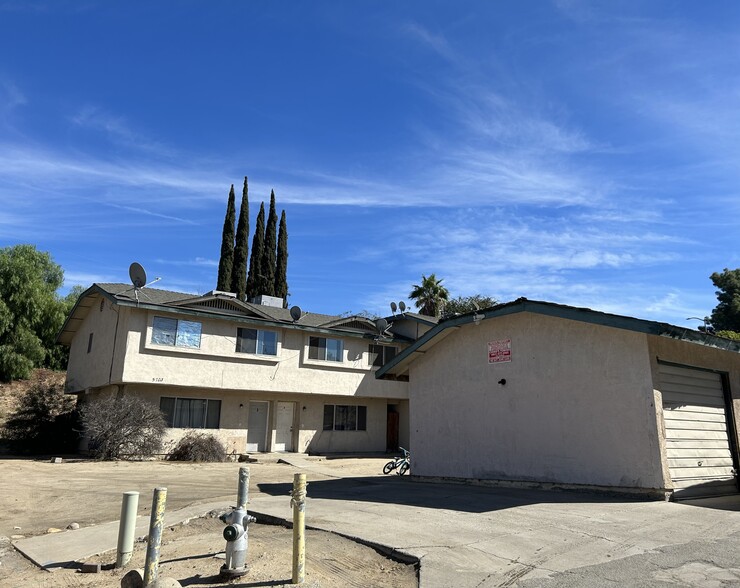 5703 Fairfax Rd, Bakersfield, CA à vendre - Photo principale – Image 1 sur 3