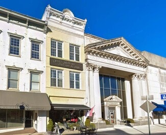 Plus de détails pour 118 N Main St, Urbana, OH - Local commercial à vendre