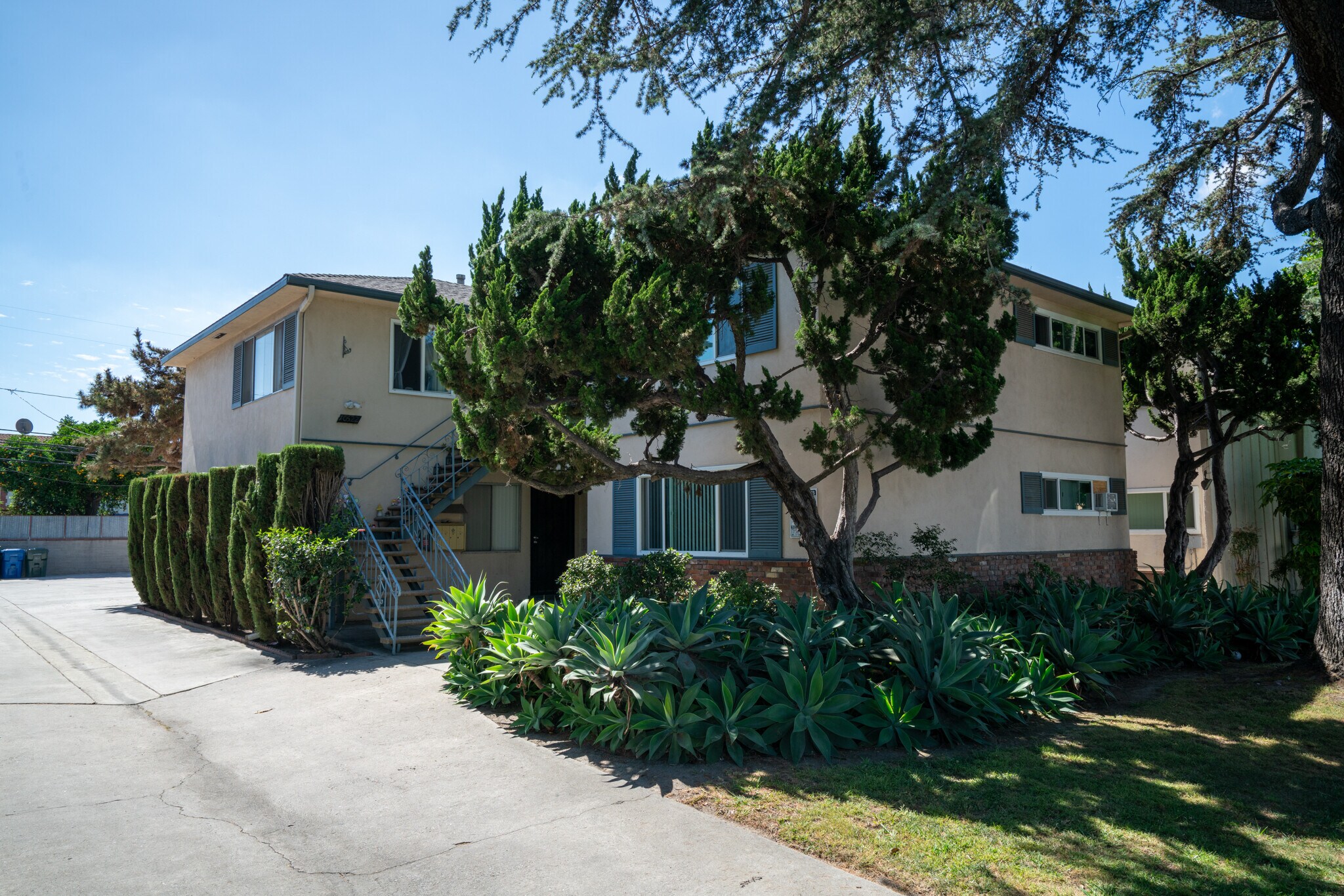 10516-10522 Arrington Ave, Downey, CA à vendre Photo principale– Image 1 sur 12