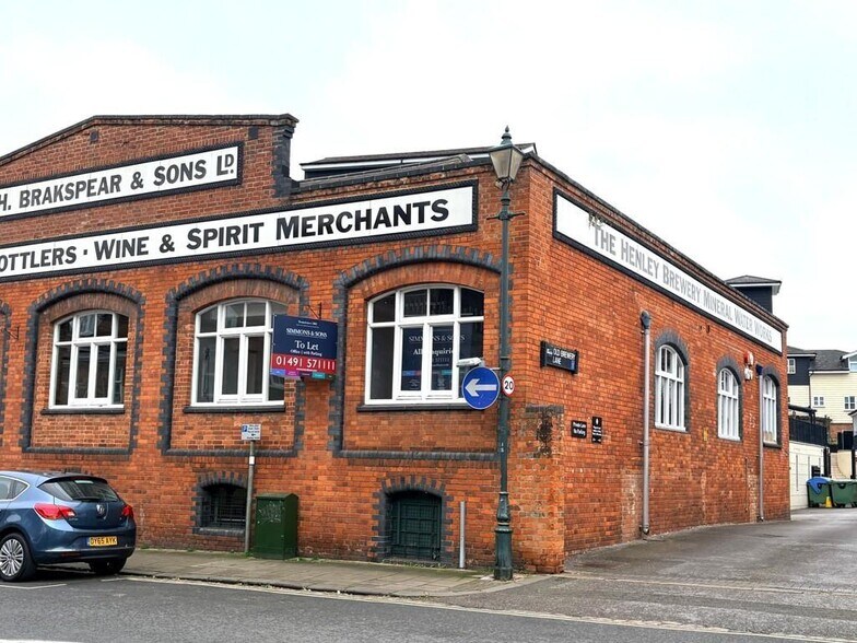 21 Old Brewery Ln, Henley On Thames à vendre - Photo de l’immeuble – Image 1 sur 13