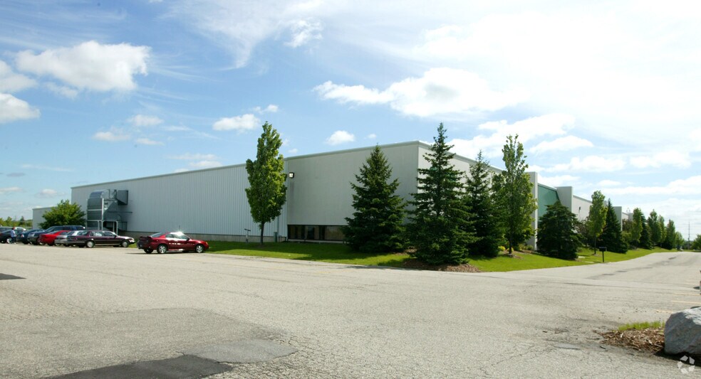5079 33rd St SE, Grand Rapids, MI à louer - Photo de l’immeuble – Image 2 sur 7