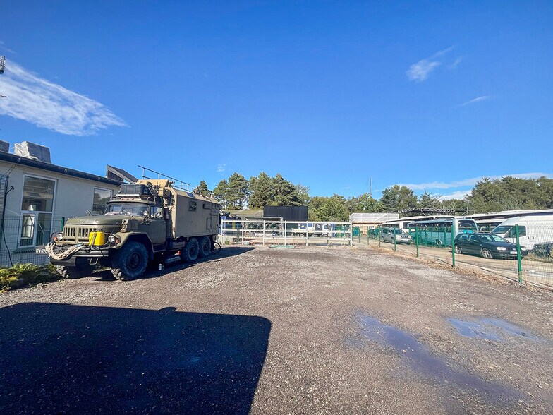 Cobbett Hill Rd, Normandy à louer - Autre – Image 2 sur 4