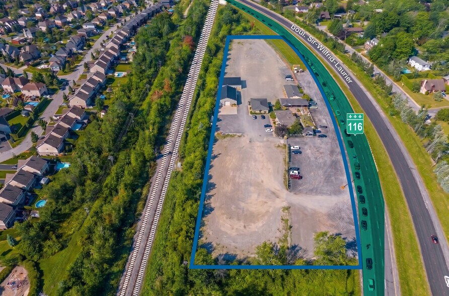 2177 Blvd. Sir-Wilfrid-Laurier, Saint-bruno, QC à louer - Photo de l’immeuble – Image 2 sur 3