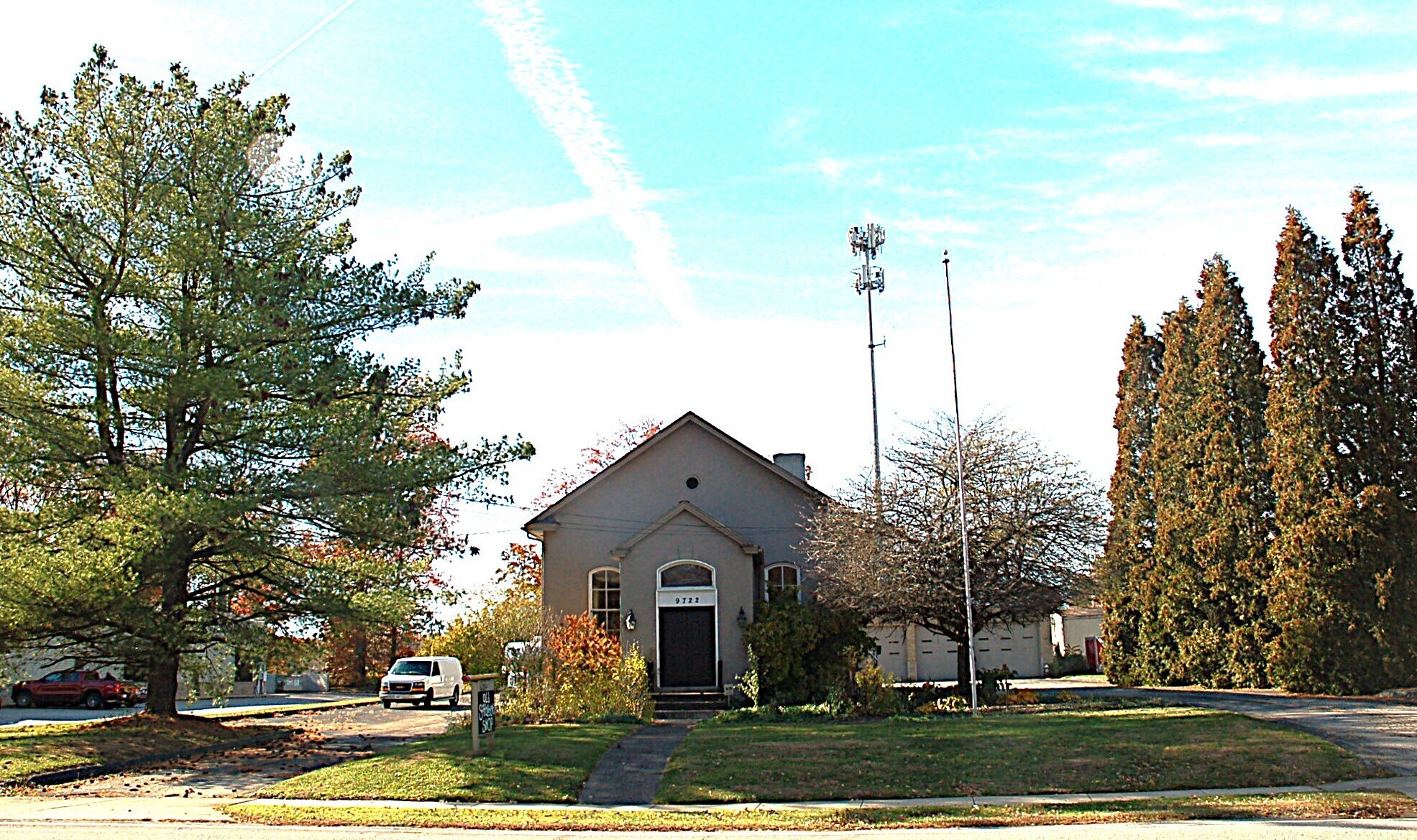 9722 Columbia Rd, Olmsted Falls, OH à vendre Photo de l’immeuble– Image 1 sur 14