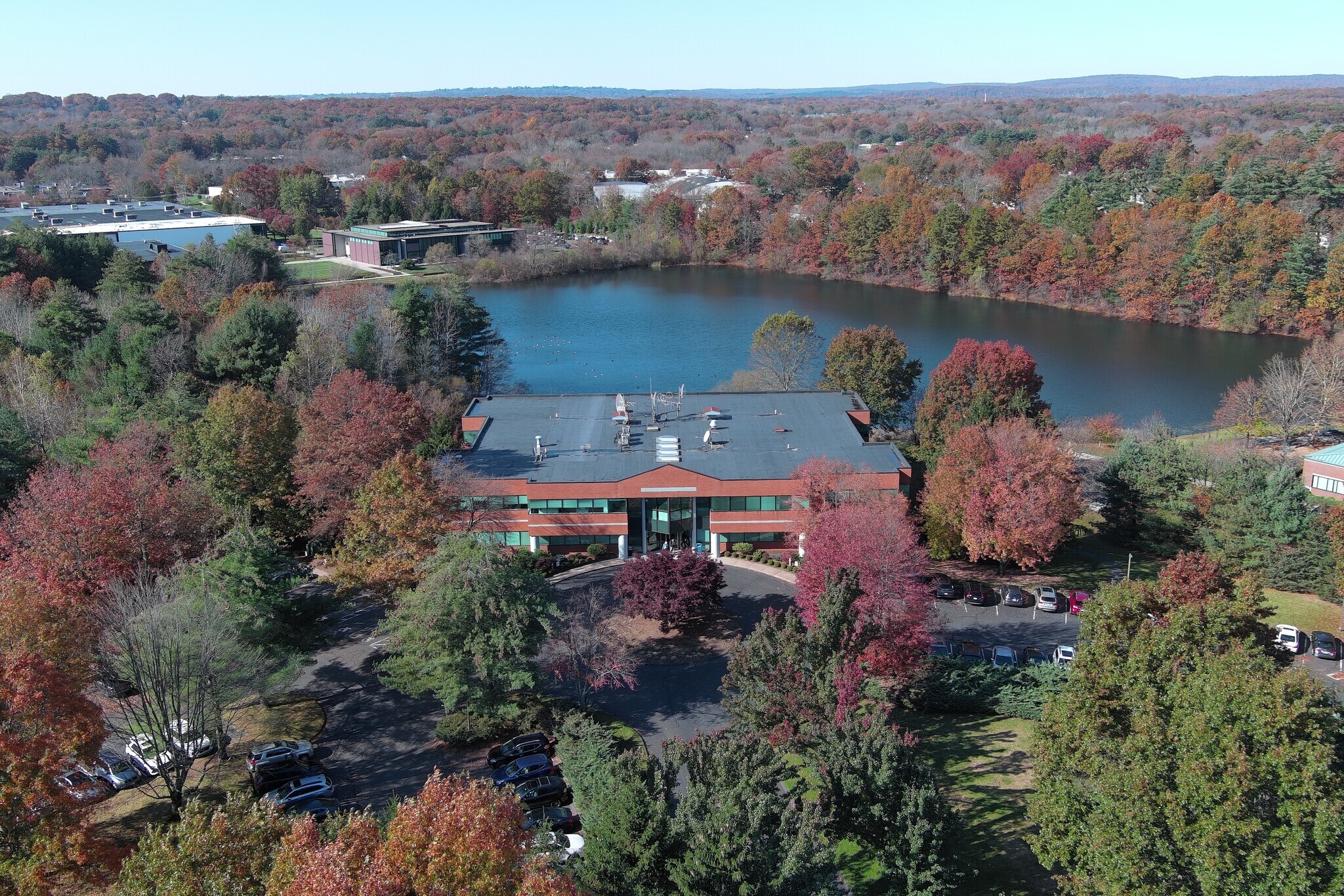 10 Executive Dr, Farmington, CT à louer Photo de l’immeuble– Image 1 sur 17