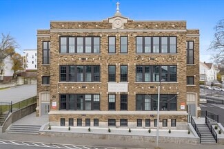 Plus de détails pour 22 Waverly St, Worcester, MA - Logement à vendre