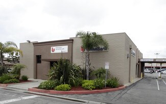 Plus de détails pour 8899 Adams Ave, Huntington Beach, CA - Local commercial à louer