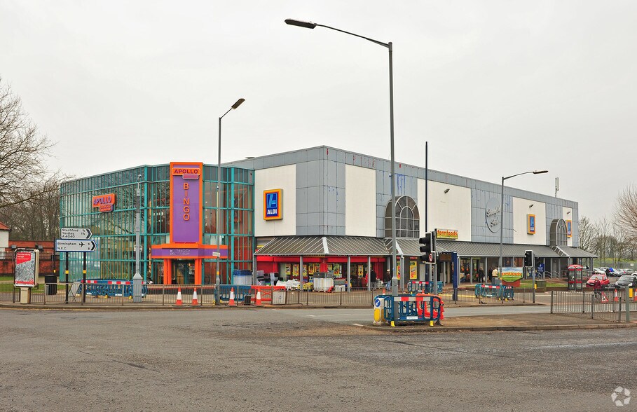Stechford Ln, Birmingham à louer - Photo de l’immeuble – Image 3 sur 4