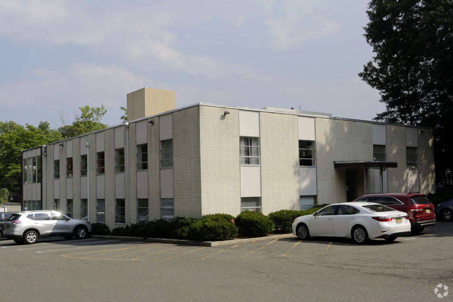 299 Forest Ave, Paramus, NJ à louer - Photo de l’immeuble – Image 3 sur 3