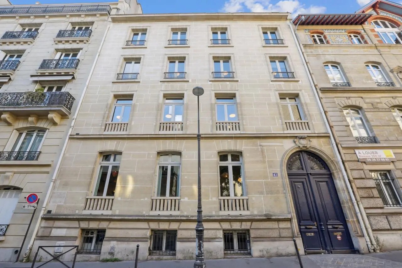 Bureau dans Paris à louer Photo de l’immeuble– Image 1 sur 15