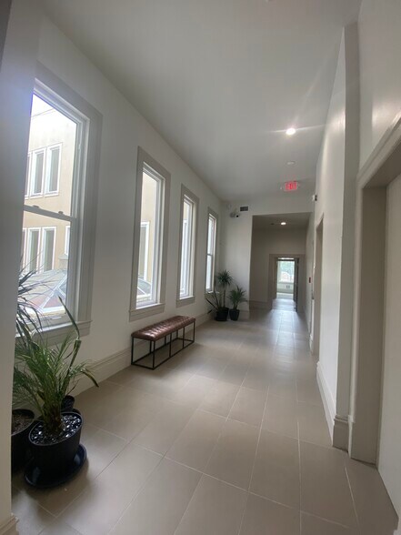 1718 7th Ave E, Tampa, FL à louer - Photo intérieure – Image 3 sur 15